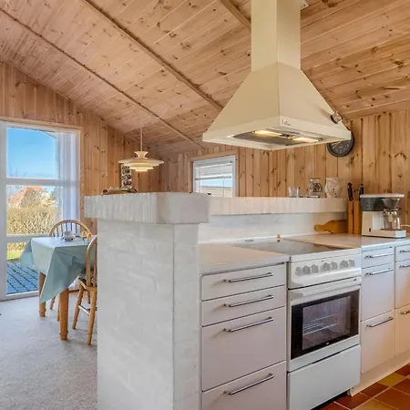 Heika - 6-8km From The Sea By Interhome